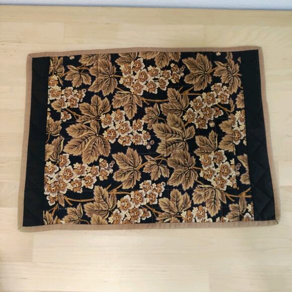 Vintage Cloth Place Mats Set of 4 Brown And Floral All Different But Go Together - Picture 4 of 9